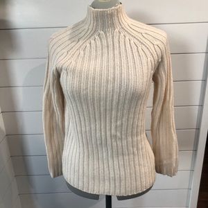 L.L. Bean Off White Turtleneck Sweater size XS